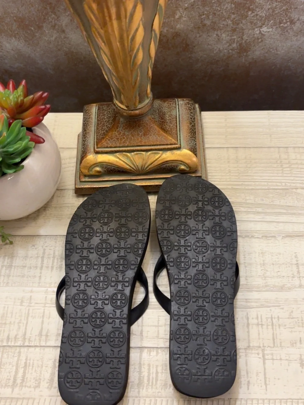 Tory Burch Black & Gray Polka Dot Platform Flip Flop Sandals W/Dust Bag  ~Size 7
